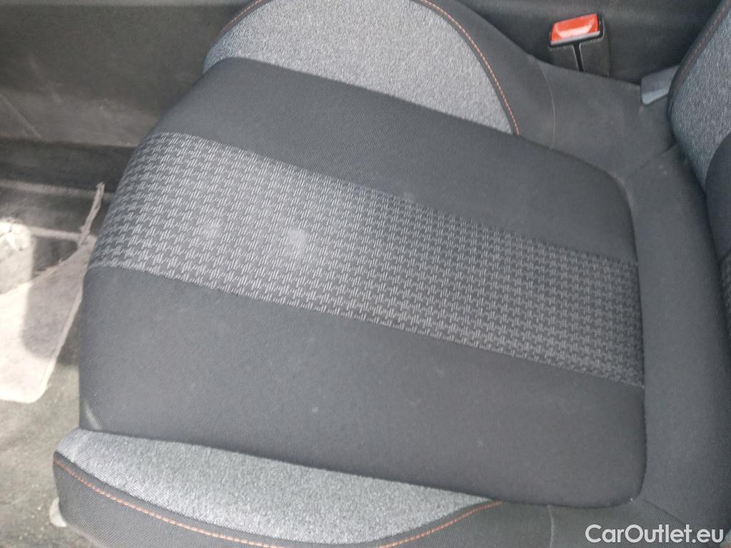  Peugeot  3008 PEUGEOT  / 2020 / 5P / todoterreno 1.5 BlueHDi 96kW (130CV) S&S Active Pack #8