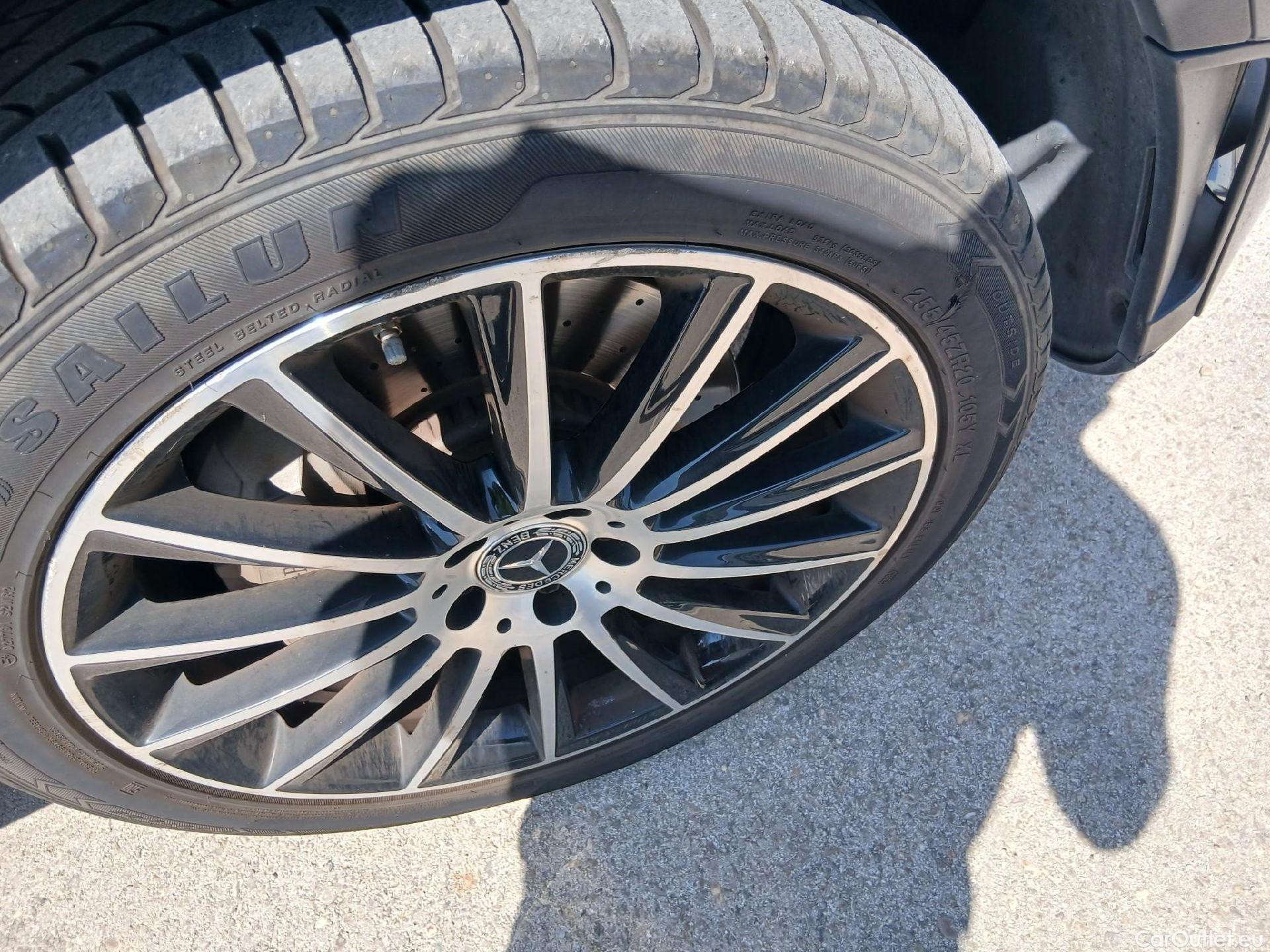  Mercedes  G-Klasee MERCEDES-BENZ GLC Coupé / 2019 / 5P / coupé GLC 300 de 4MATIC #37