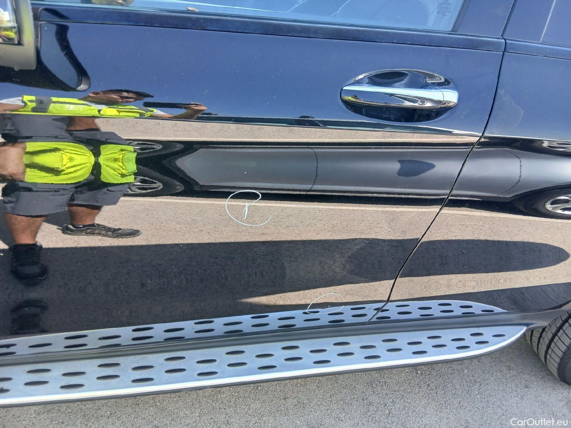  Mercedes  G-Klasee MERCEDES-BENZ GLC Coupé / 2019 / 5P / coupé GLC 300 de 4MATIC #23
