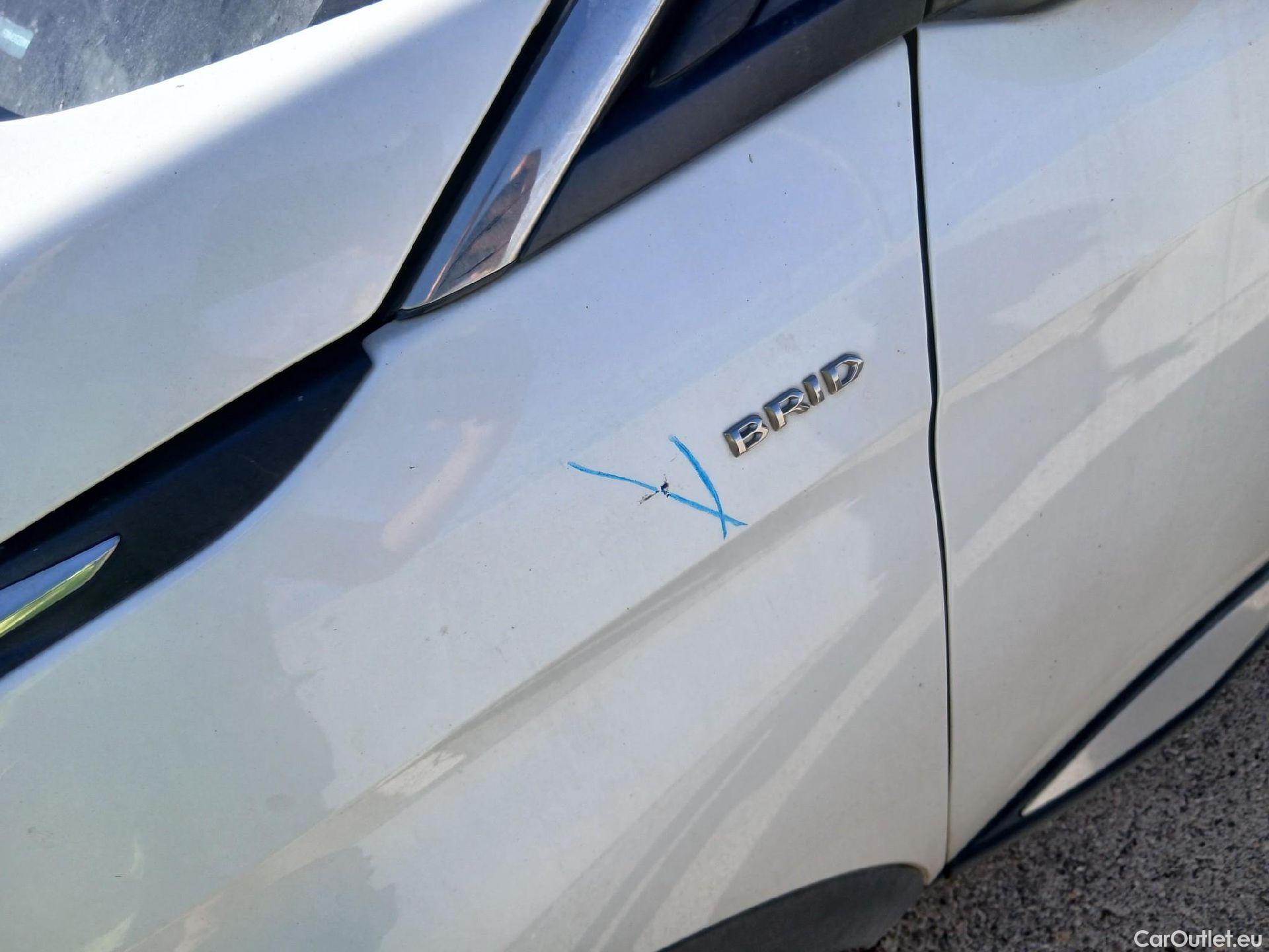  Peugeot  3008 PEUGEOT  Hybrid / 2020 / 5P / todoterreno 225 e-EAT8 GT #10