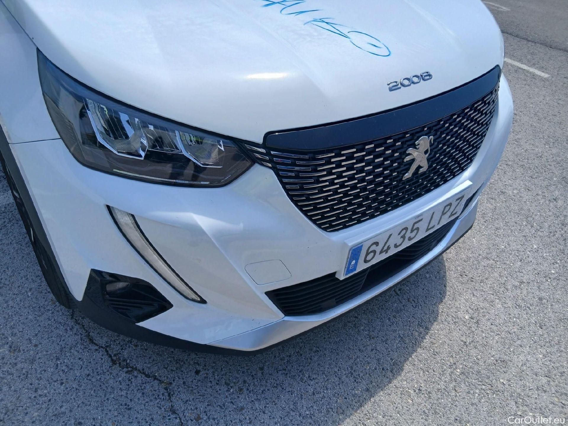  Peugeot  2008  Allure Pack 1.2 PureTech 130CV AT8 E6d #3