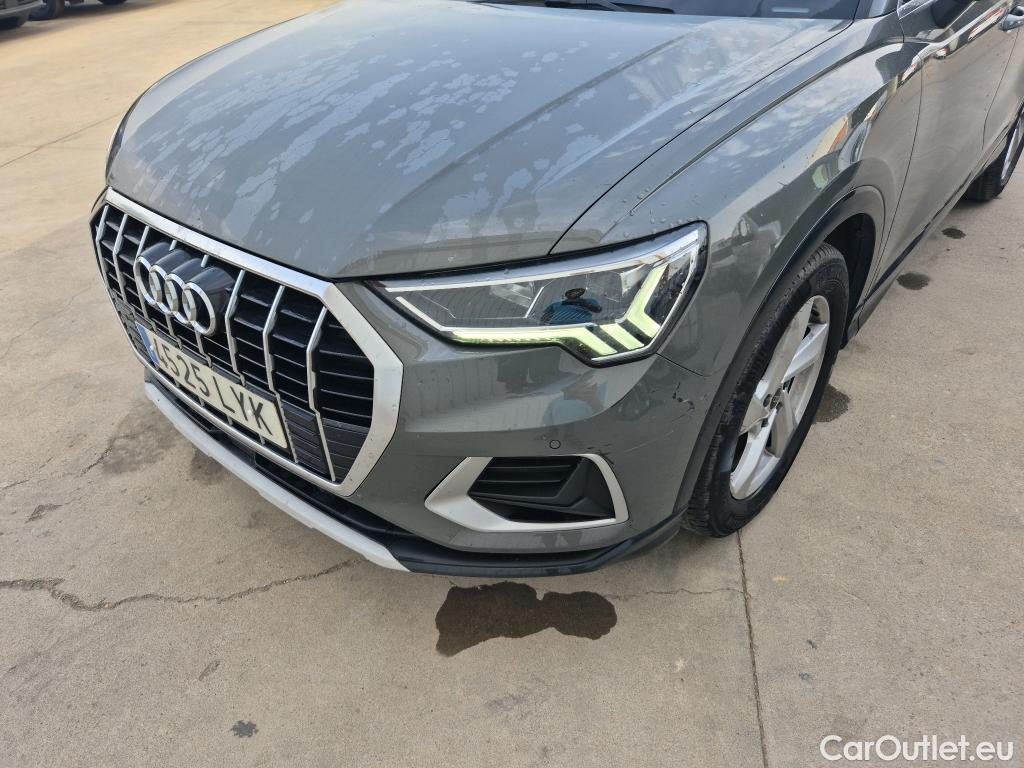 Audi  Q3 AUDI  / 2018 / 5P / todoterreno Advanced 35 TDI 110kW (150CV) #3