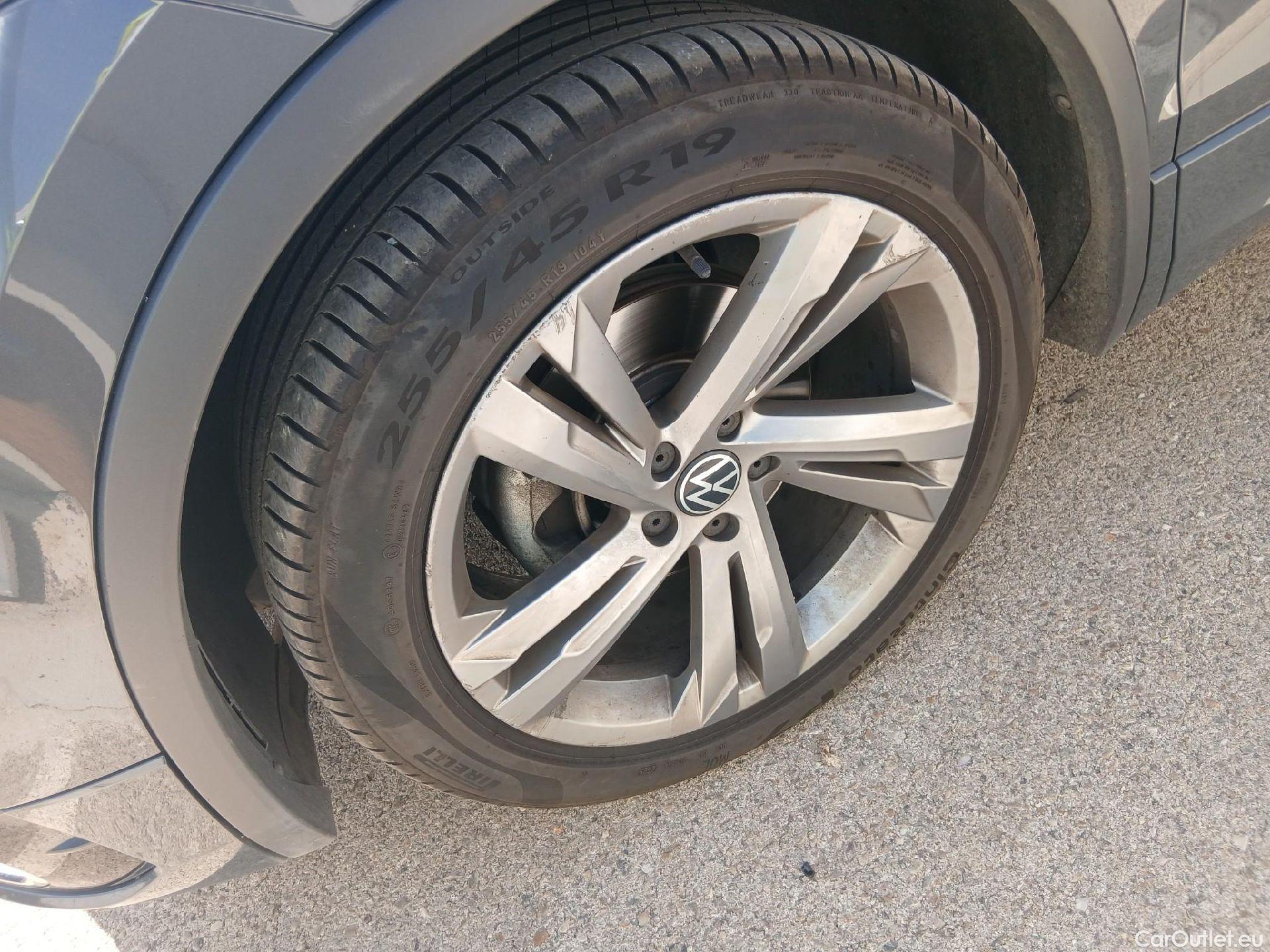  Volkswagen  Tiguan  R-Line 2.0 TDI 150CV AT7 E6d #7