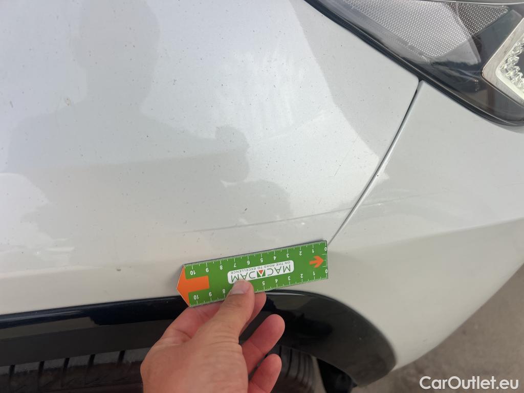  Toyota  RAV4 TOYOTA  / 2018 / 5P / todoterreno 2.5l 220H Style #14