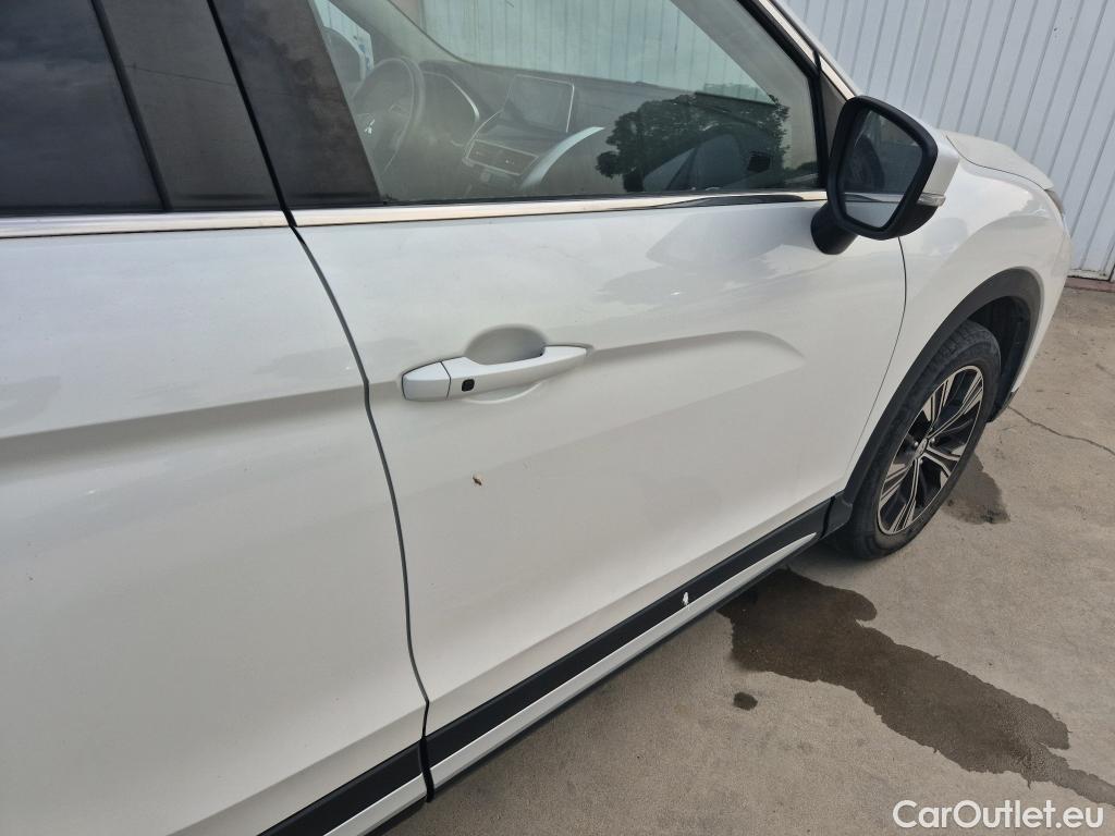  Mitsubishi  Eclipse MITSUBISHI  Cross / 2017 / 5P / todoterreno 150T Spirit (CX) #26