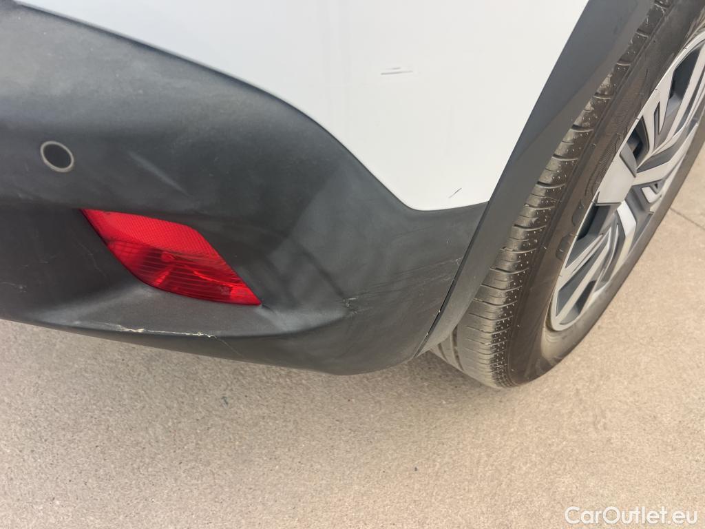  Peugeot  2008 PEUGEOT  / 2019 / 5P / todoterreno Active BlueHDI 81kW (110CV) #24