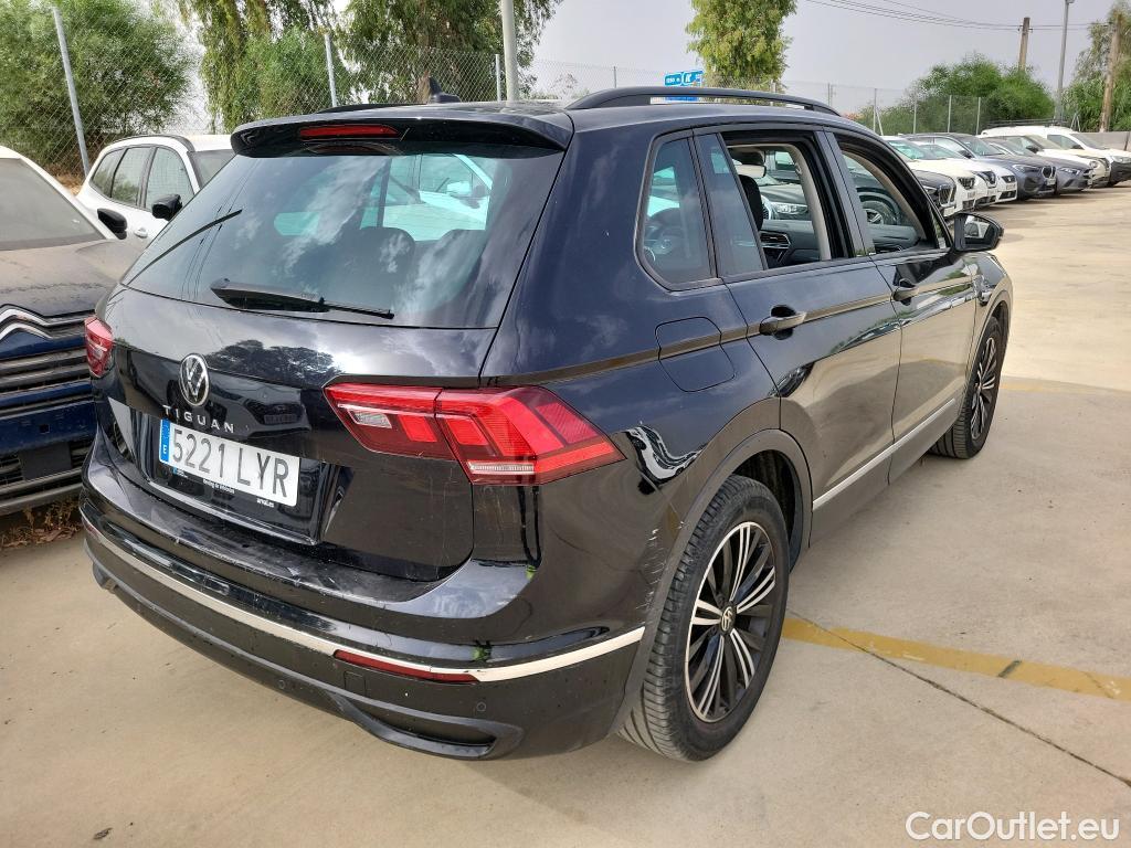  Volkswagen  Tiguan VOLKSWAGEN  / 2020 / 5P / todoterreno Life 2.0 TDI 90kW (122CV) #7