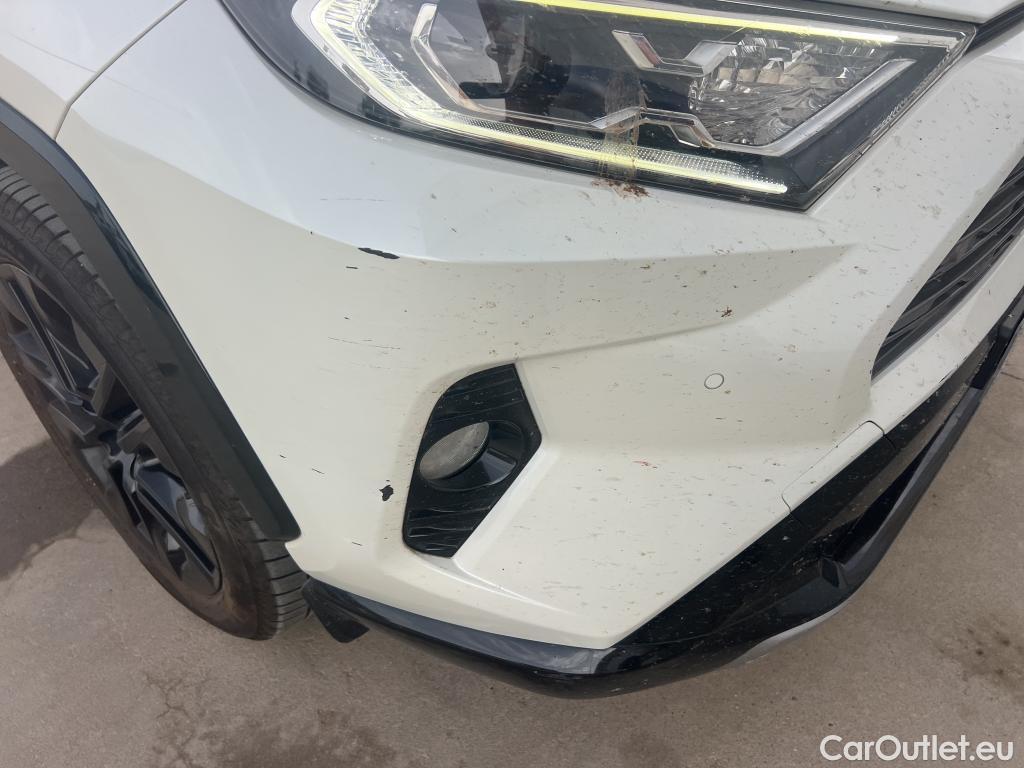  Toyota  RAV4 TOYOTA  / 2018 / 5P / todoterreno 2.5l 220H Style #28