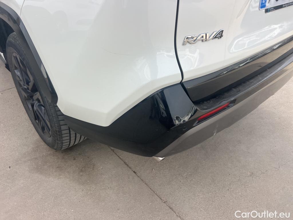  Toyota  RAV4 TOYOTA  / 2018 / 5P / todoterreno 2.5l 220H Style #33