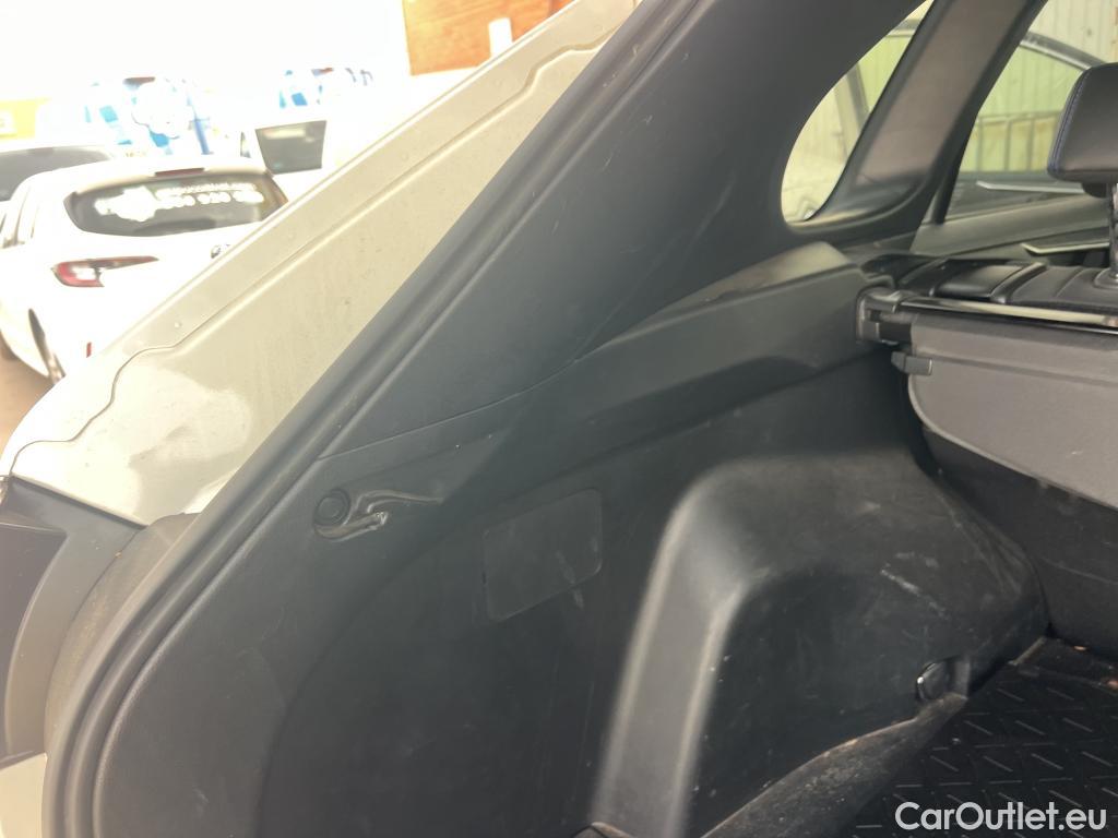  Toyota  RAV4 TOYOTA  / 2018 / 5P / todoterreno 2.5l 220H Style #15