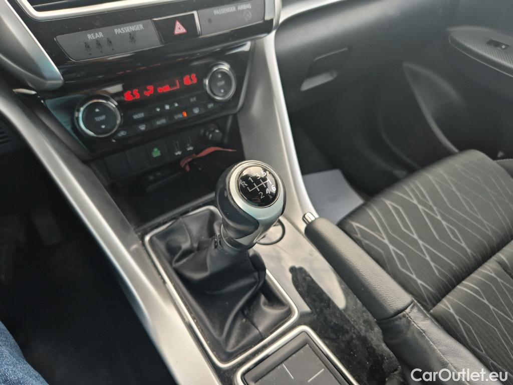  Mitsubishi  Eclipse MITSUBISHI  Cross / 2017 / 5P / todoterreno 150T Spirit (CX) #5