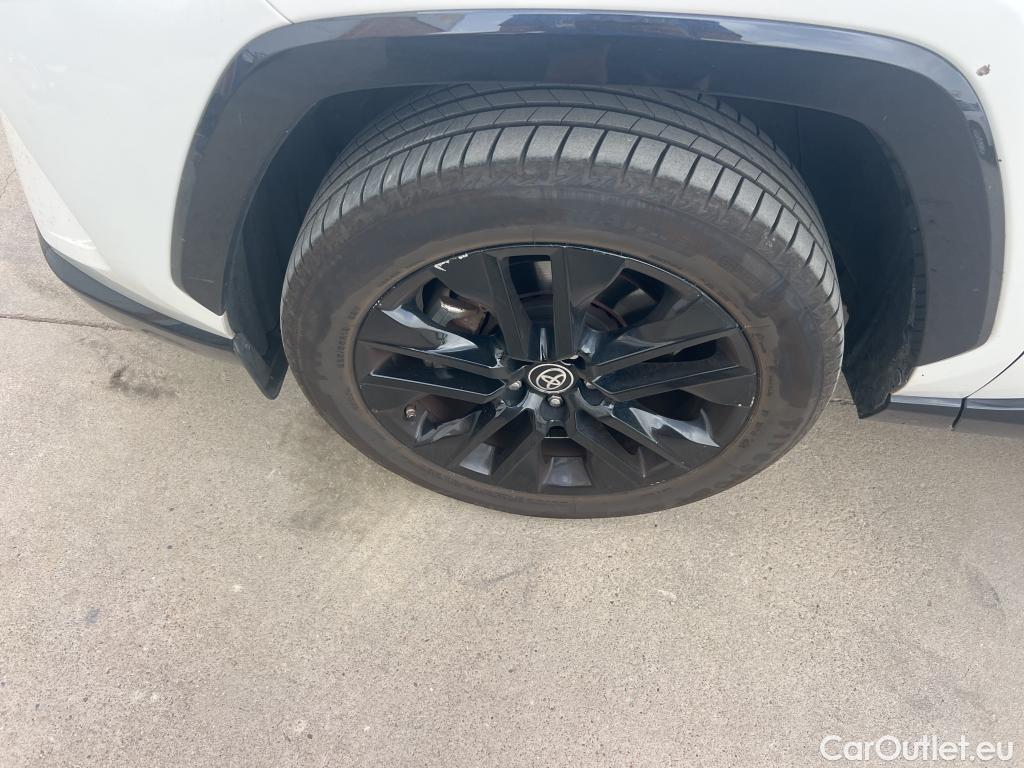  Toyota  RAV4 TOYOTA  / 2018 / 5P / todoterreno 2.5l 220H Style #9