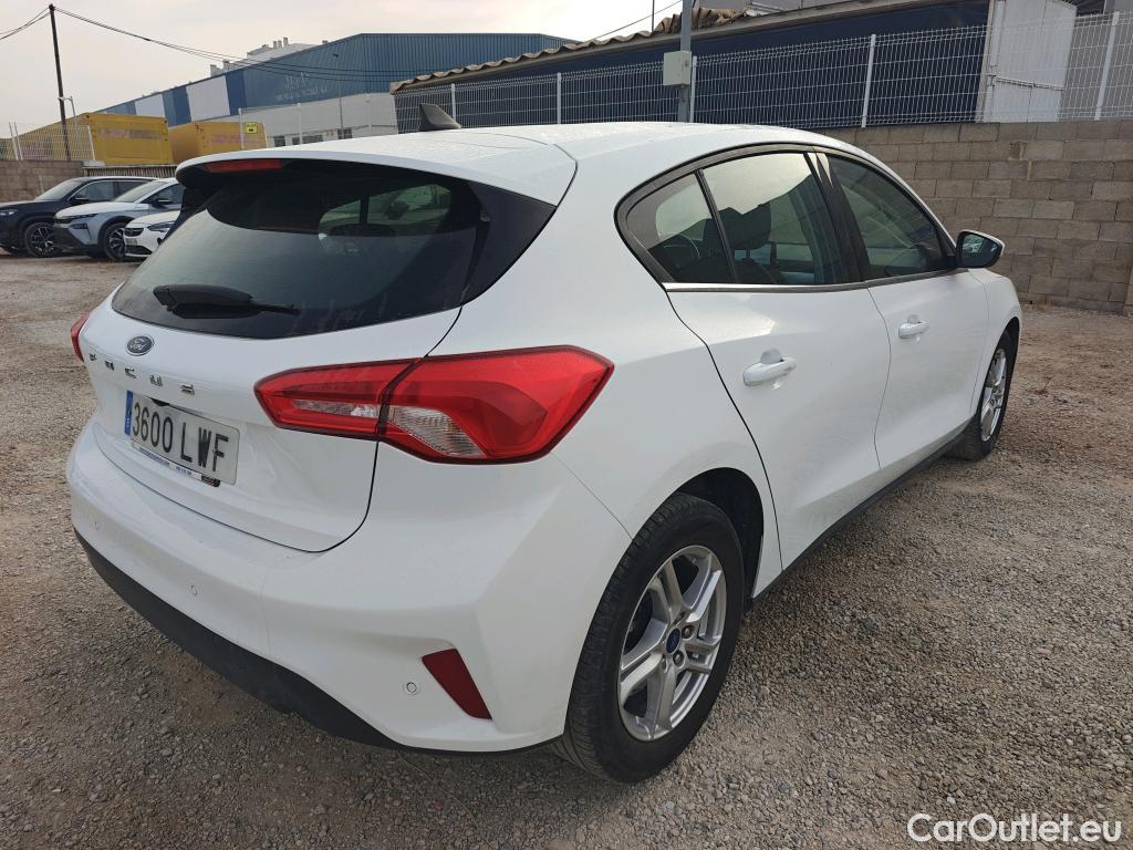 Ford  Focus FORD  / 2018 / 5P / berlina con portón 1.5 Ecoblue 88kW Trend+ #20