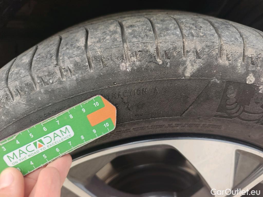  KIA  XCeed KIA  / 2019 / 5P / todoterreno 1.0 T-GDi Drive 88kW (120CV) #14