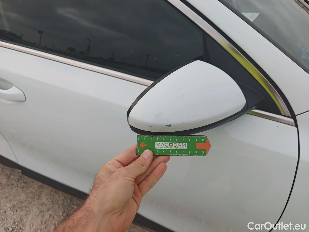  KIA  XCeed KIA  / 2019 / 5P / todoterreno 1.0 T-GDi Drive 88kW (120CV) #29