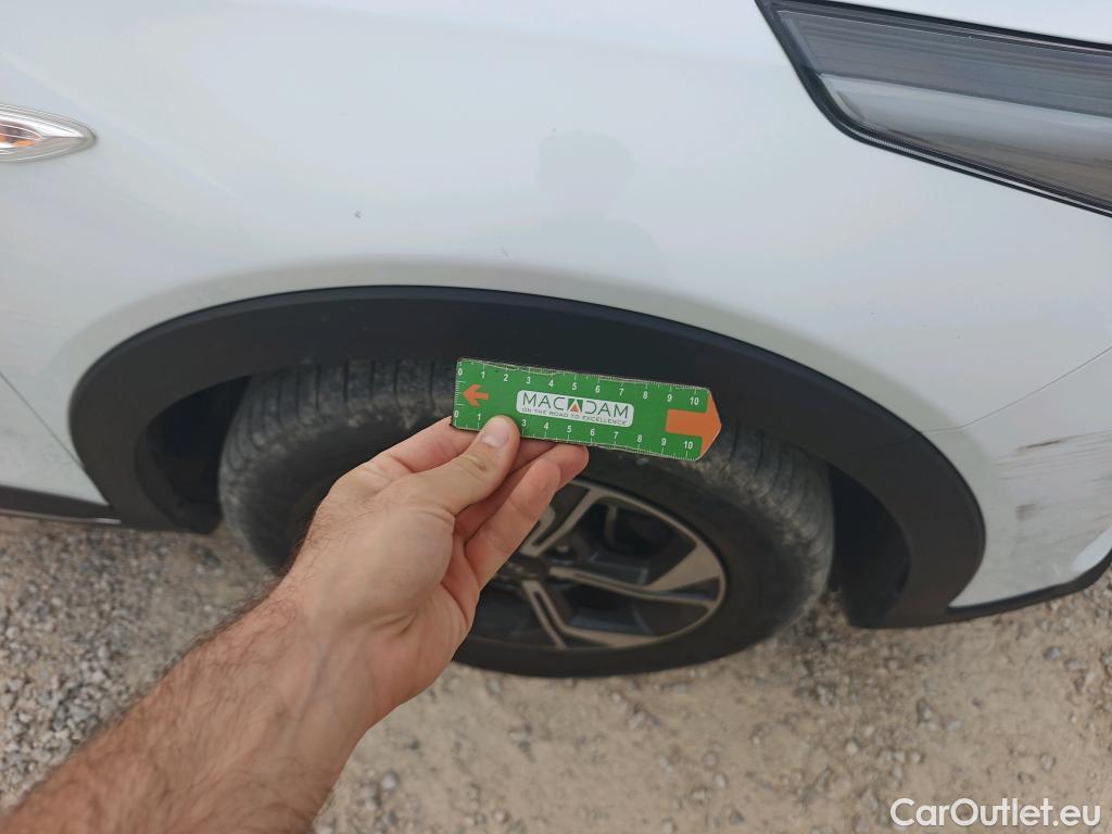  KIA  XCeed KIA  / 2019 / 5P / todoterreno 1.0 T-GDi Drive 88kW (120CV) #25