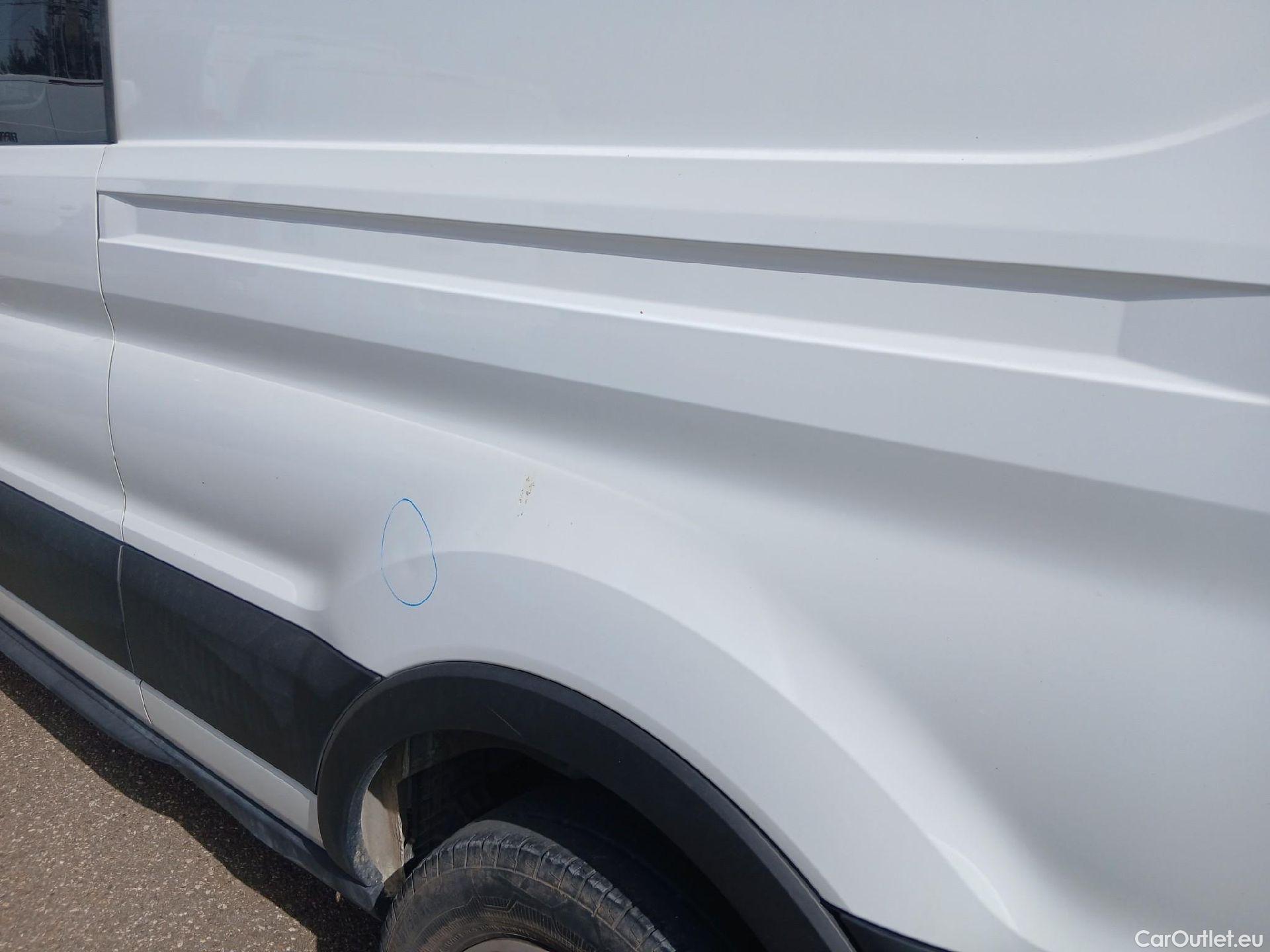  Ford  Transit FORD  / 2013 / 4P / combi 350 96kW L3H2 Mixta Trend Delantera #12