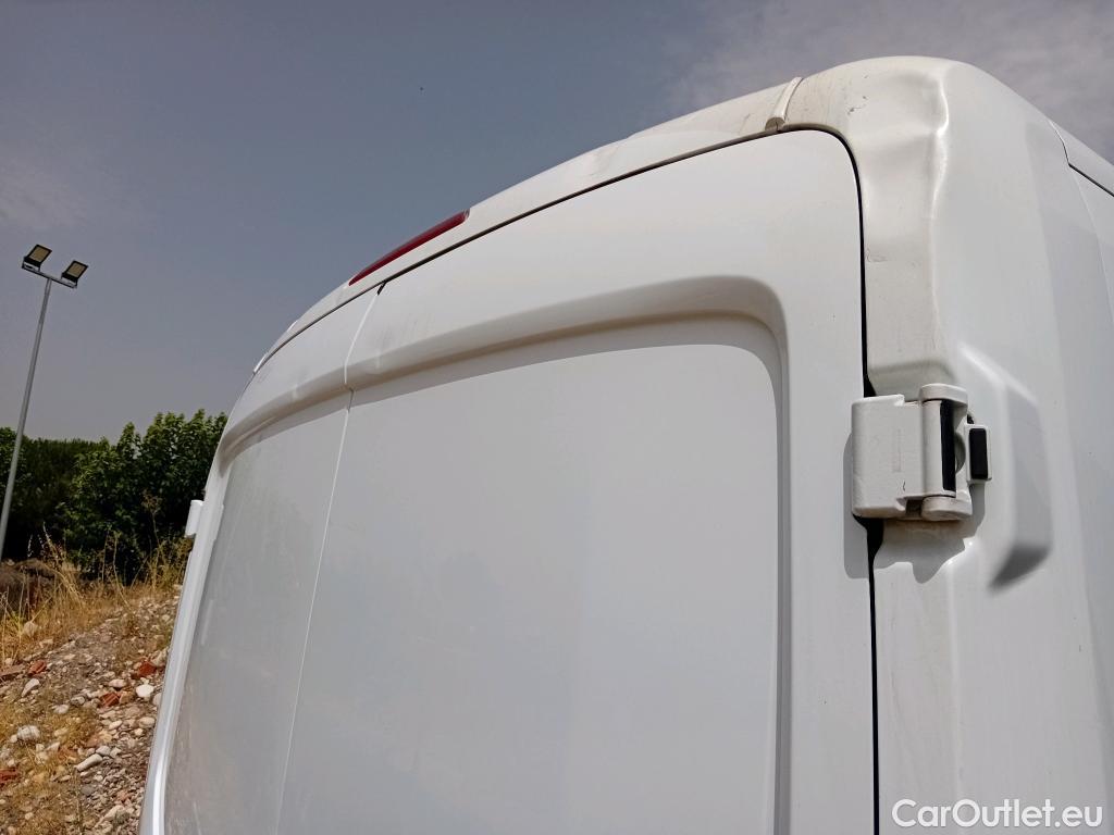  Ford  Transit FORD  / 2013 / 4P / furgón 310 77kW L2H2 Van Trend Delantera #25