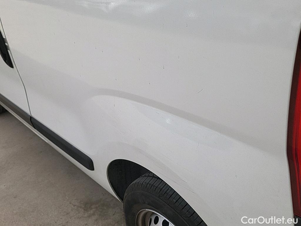  Fiat  Fiorino FIAT  / 2016 / 3P / furgón derivado de turismo Cargo Base 1.3 Mjet 59kW (80CV) E6 #3