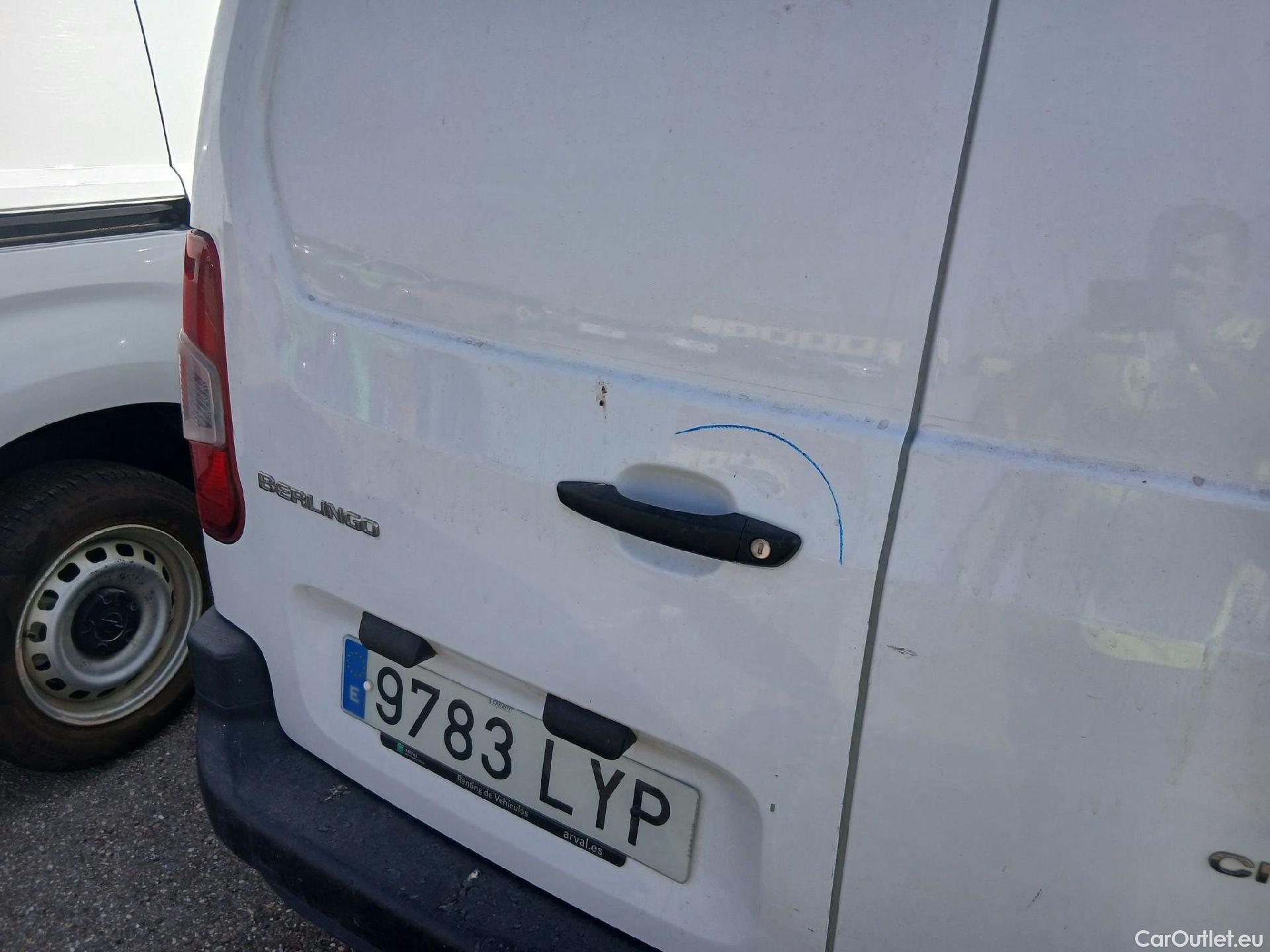  Citroen  Berlingo CITROEN  / 2018 / 3P / furgón derivado de turismo Talla M BlueHDi 100 CONTROL (AC2) #20