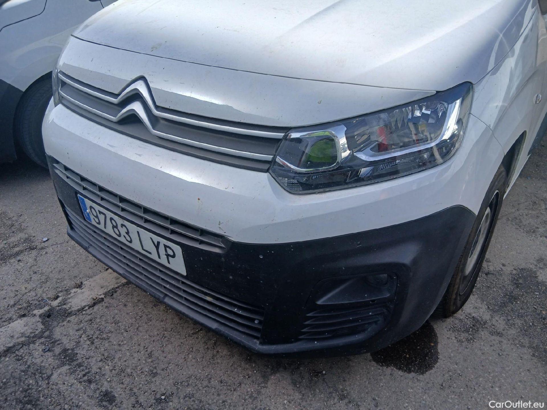  Citroen  Berlingo CITROEN  / 2018 / 3P / furgón derivado de turismo Talla M BlueHDi 100 CONTROL (AC2) #10