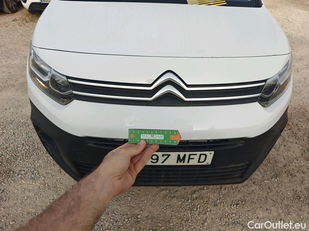  Citroen  Berlingo CITROEN  / 2018 / 4P / combi Talla M BlueHDi 100 S&S LIVE PACK BUSINE #31