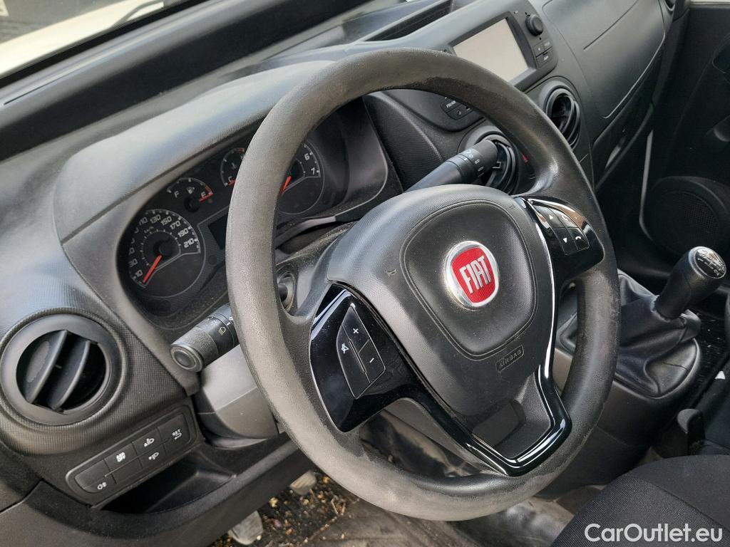  Fiat  Fiorino FIAT  / 2016 / 3P / furgón derivado de turismo Cargo Base 1.3 Mjet 59kW (80CV) E6 #23