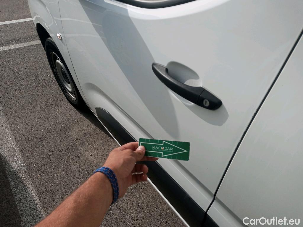  Citroen  Berlingo CITROEN  / 2018 / 3P / furgón derivado de turismo Talla M BlueHDi 100 CONTROL #20