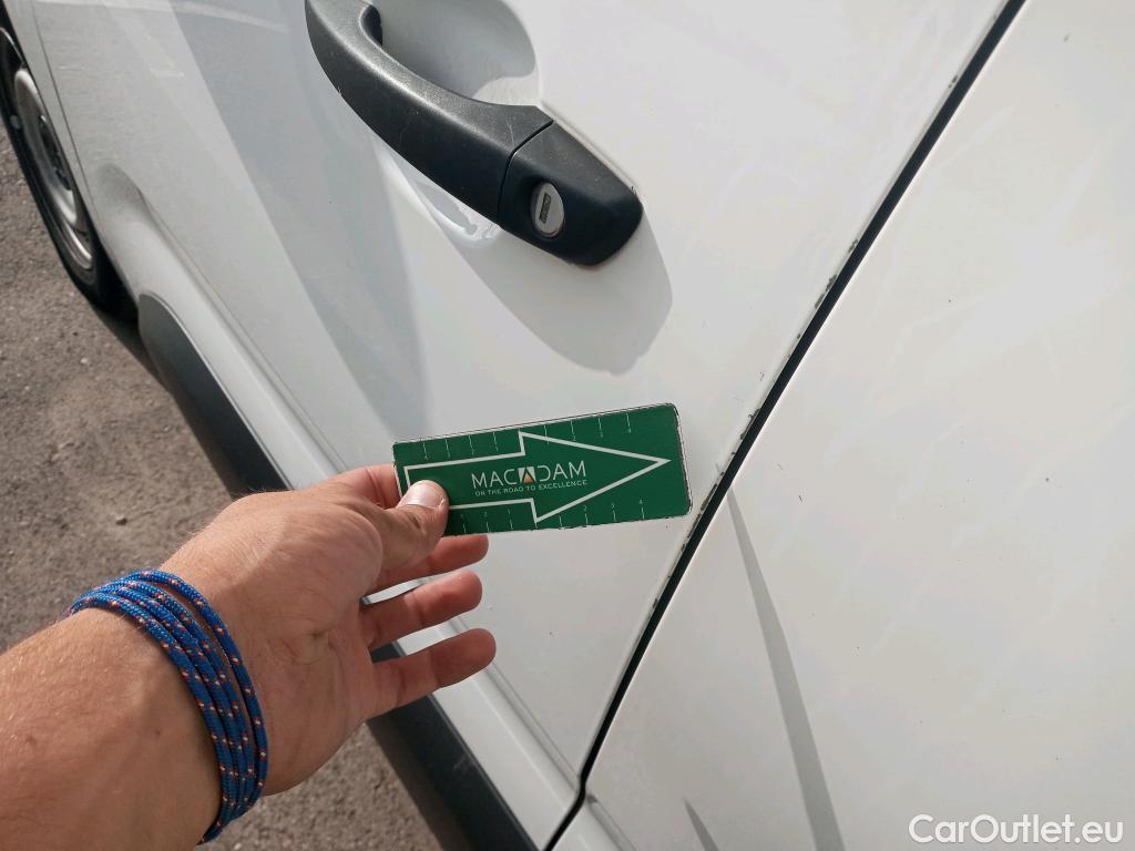  Citroen  Berlingo CITROEN  / 2018 / 3P / furgón derivado de turismo Talla M BlueHDi 100 CONTROL #19