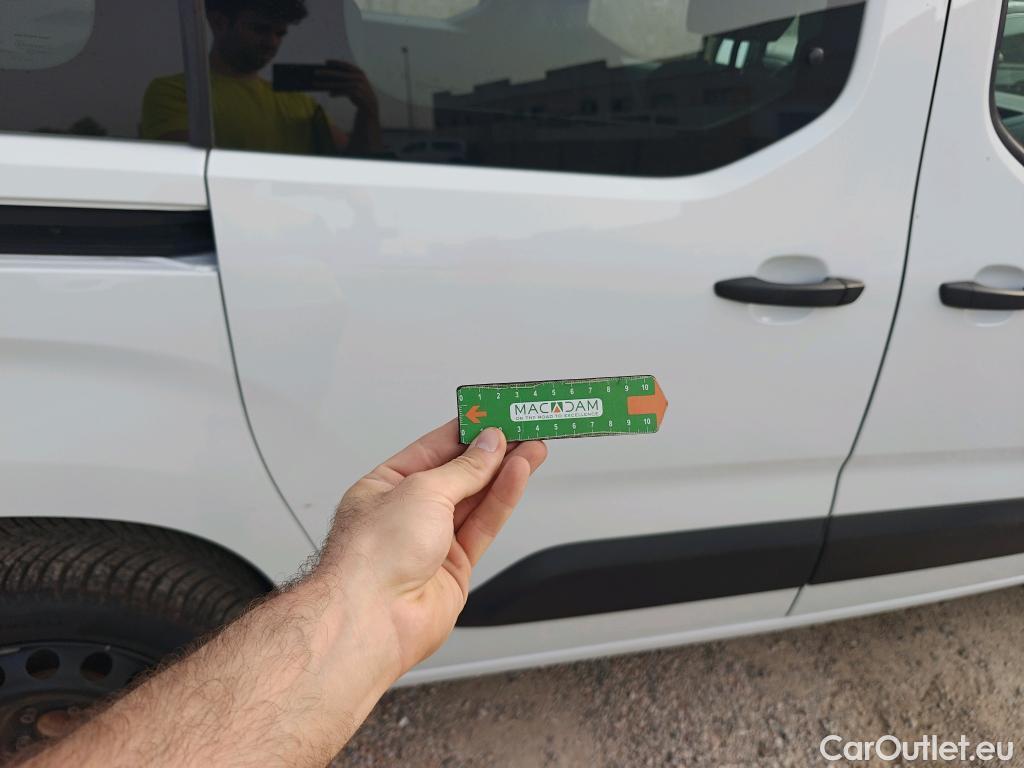  Citroen  Berlingo CITROEN  / 2018 / 4P / combi Talla M BlueHDi 100 S&S LIVE PACK BUSINE #15