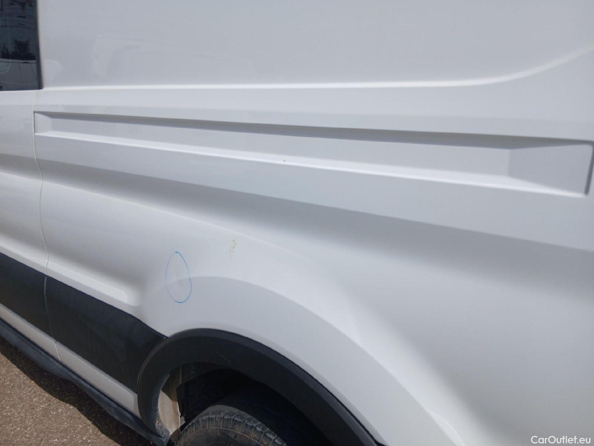  Ford  Transit FORD  / 2013 / 4P / combi 350 96kW L3H2 Mixta Trend Delantera #13