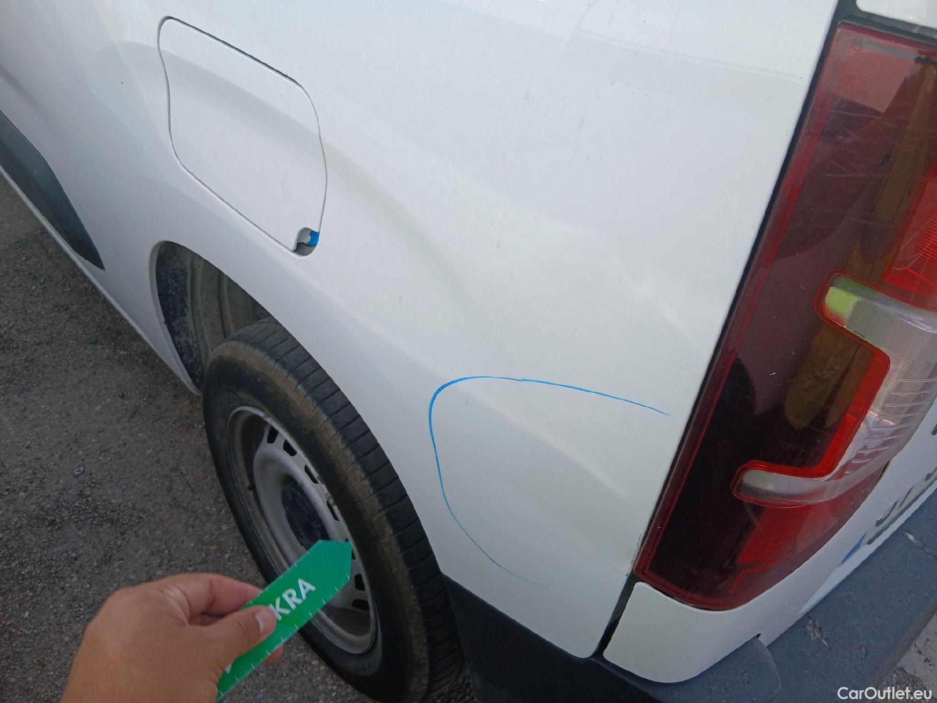  Citroen  Berlingo CITROEN  / 2018 / 3P / furgón derivado de turismo Talla M BlueHDi 100 CONTROL (AC2) #16