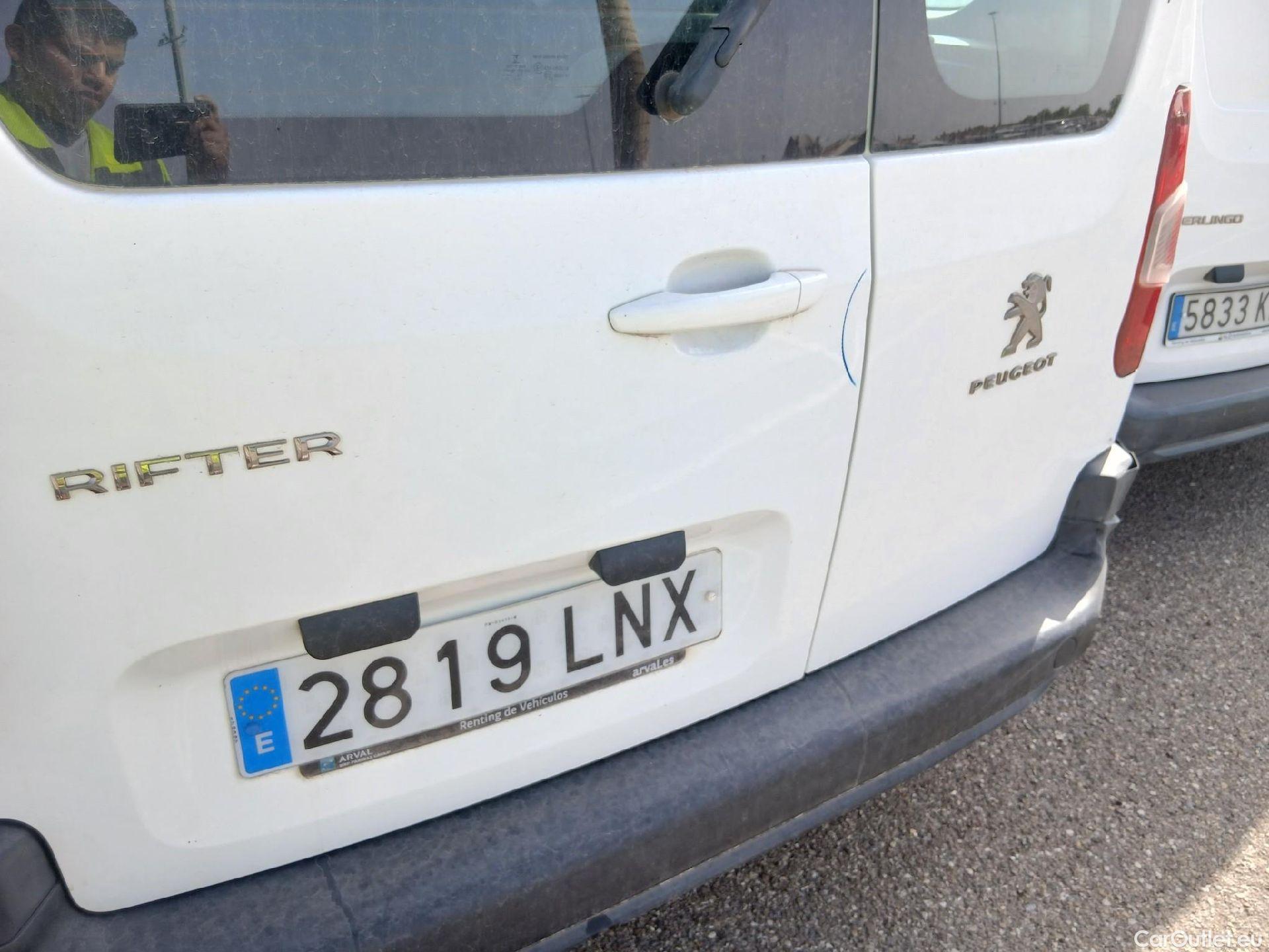  Peugeot  RIFTER PEUGEOT  / 2018 / 4P / combi Active Standard BlueHDi 73kW (IND) #18