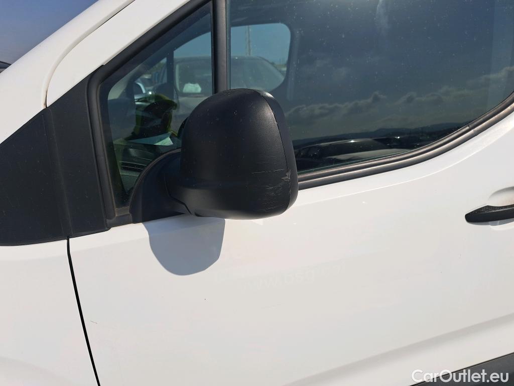  Peugeot  Partner PEUGEOT  / 2018 / 3P / furgón derivado de turismo Pro Standard 600kg BlueHDi 73kW (AC) #62