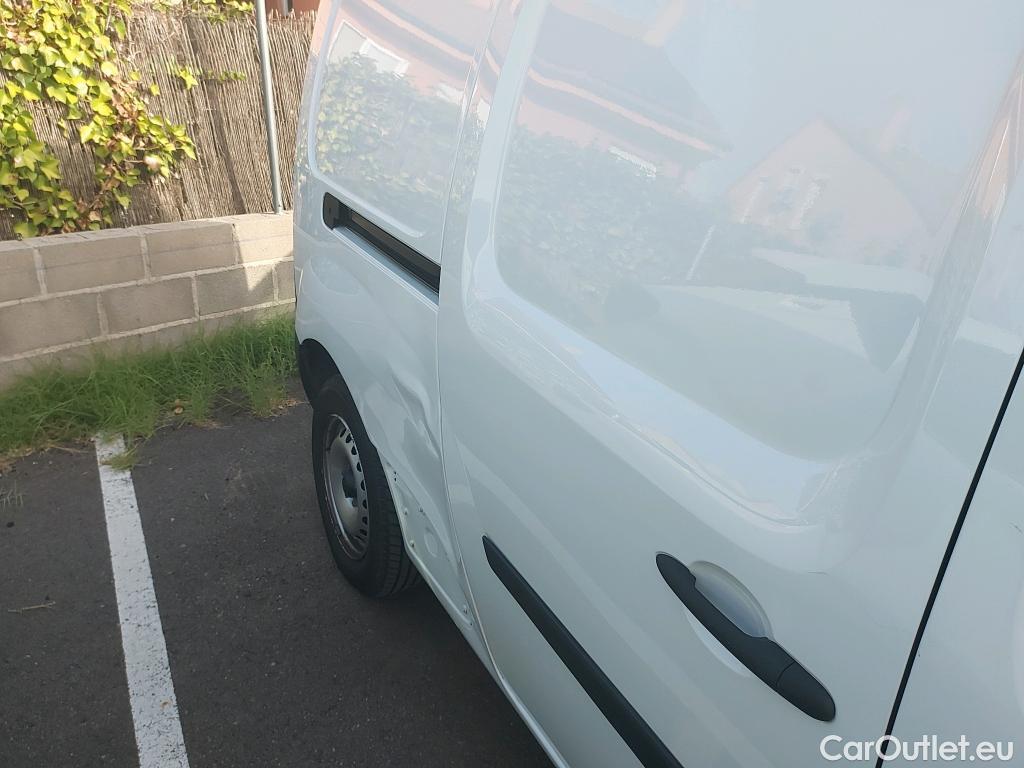  Renault  Kangoo RENAULT  Furgón/2013/4P/furgón derivado de turismo Maxi 2p Blue dCi 70 kW (95CV) #3
