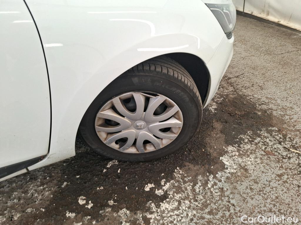  Renault  Clio  IV Air MediaNav 1.5 dCi 75CV BVM5 E6 #48