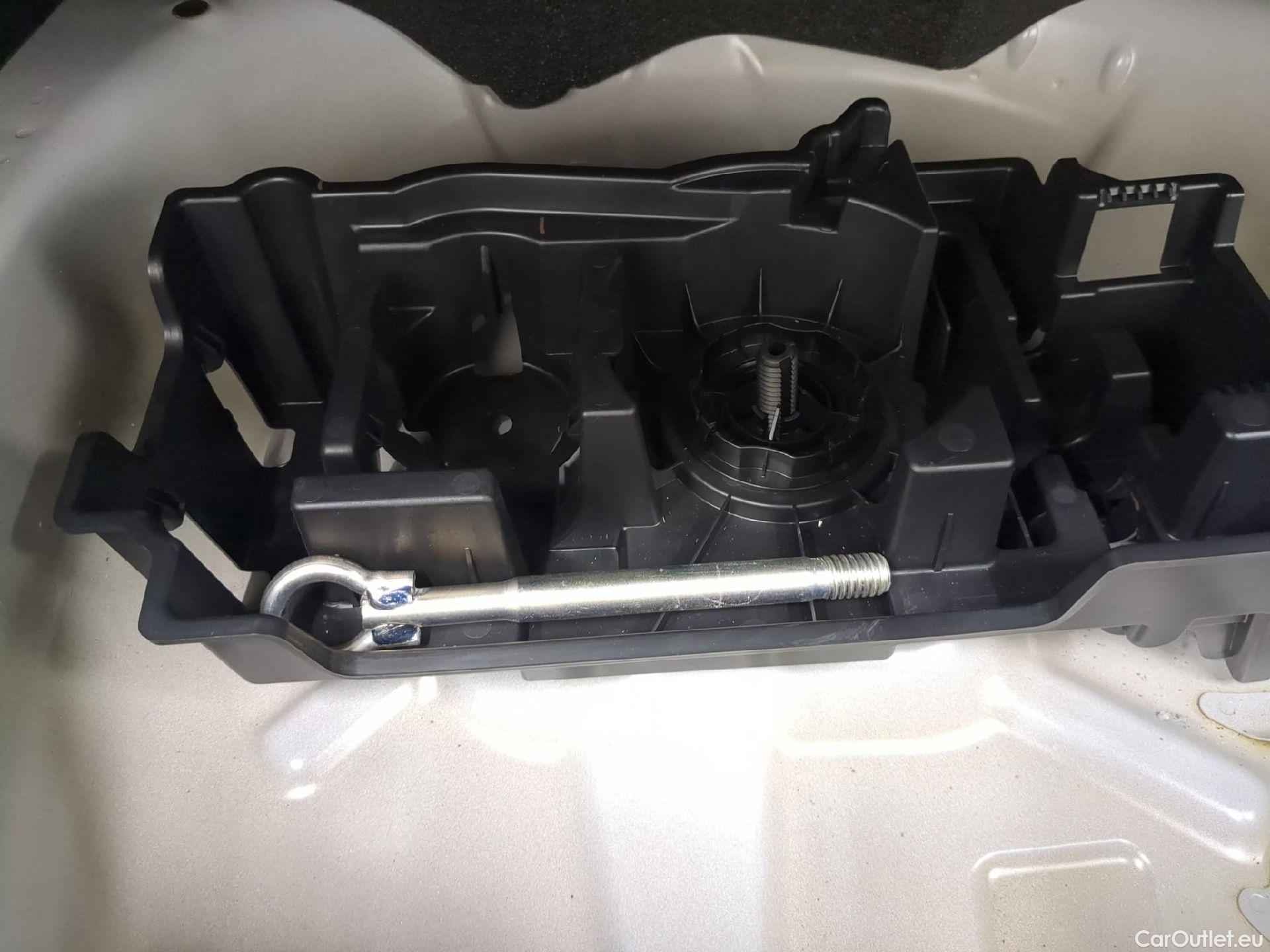  Citroen  C4  Berline Feel Nav Business R 1.5 BlueHDI 130CV BVA8 E6d / TRANSFO VP/VF #2