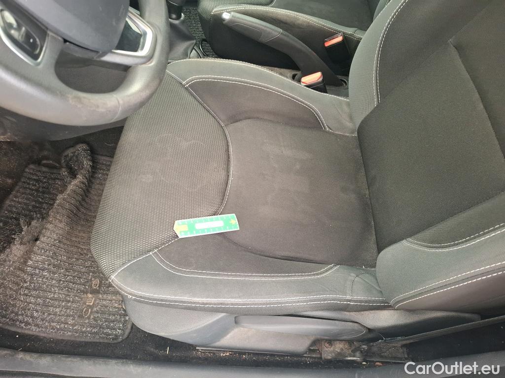  Renault  Clio  IV Air MediaNav 1.5 dCi 75CV BVM5 E6 #37