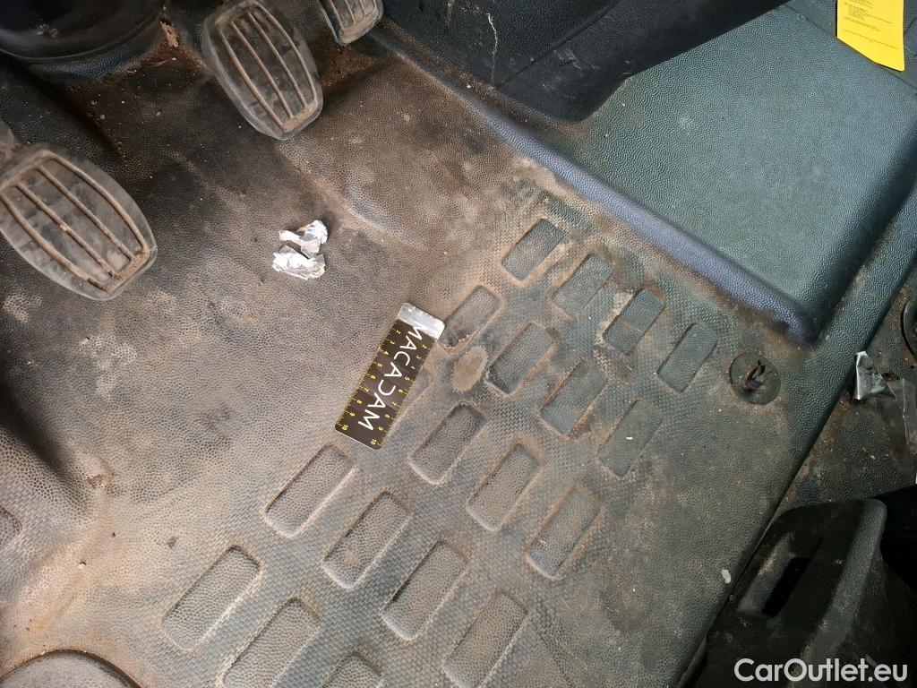 Citroen  Jumpy  Fourgon Club M 2.0 BlueHDi 120CV BVM6 E6dT #16
