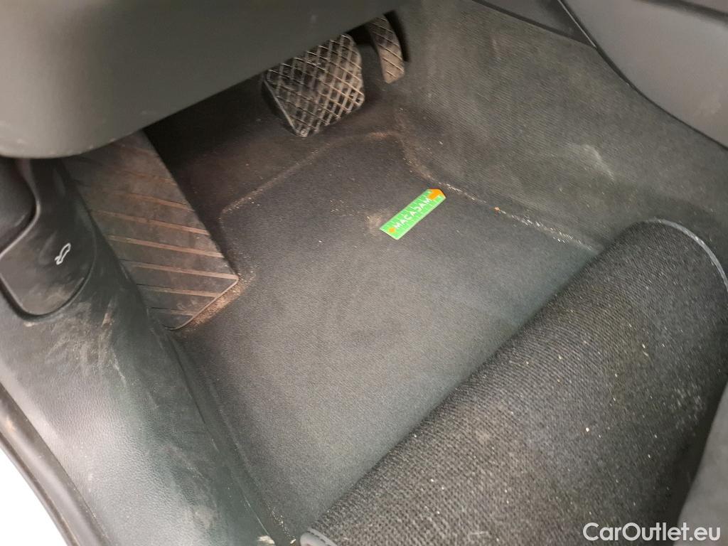  Audi  A4  Avant 35 TDI Business Line 2.0 TDI 165CV BVA7 E6d #10