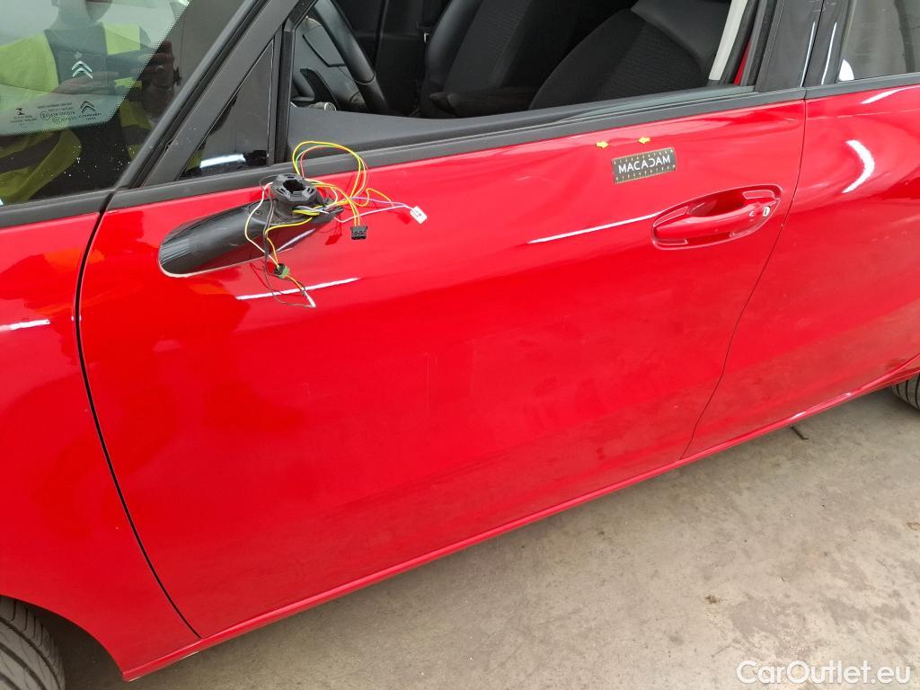  Citroen  C4 Grand Picasso  Shine 1.5 BlueHDi 130CV BVA8 Repeint en Rouge / Teinte SIV Blanc Banquise./ WHITE CAR REPAINT IN RED #52