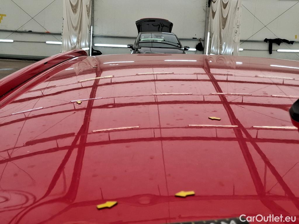  Citroen  C4 Grand Picasso  Shine 1.5 BlueHDi 130CV BVA8 Repeint en Rouge / Teinte SIV Blanc Banquise./ WHITE CAR REPAINT IN RED #5