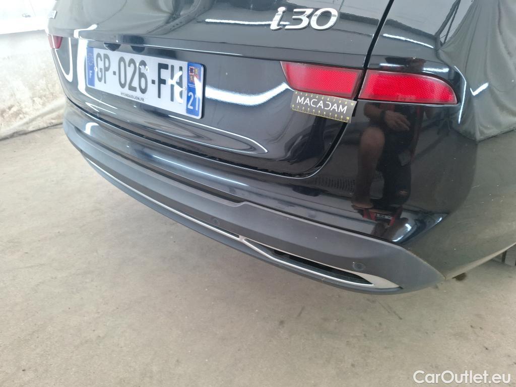  Hyundai  i30 HYUNDAI  Sport Wagon / 2020 / 5P / Break 1.0 T-GDI 120 DCT-7 MHEV CREATIVE SW #74