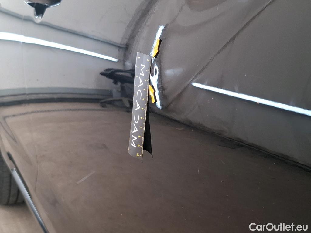  Hyundai  i30 HYUNDAI  Sport Wagon / 2020 / 5P / Break 1.0 T-GDI 120 DCT-7 MHEV CREATIVE SW #99