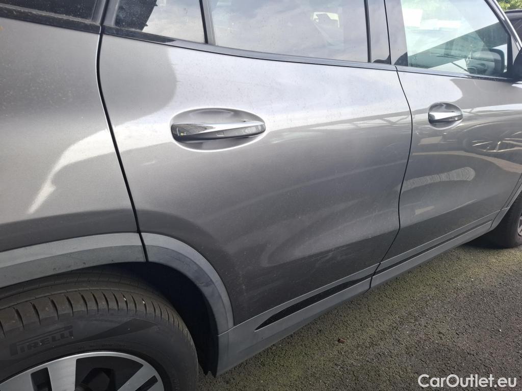  Mercedes  GLA MERCEDES-BENZ  / 2020 / 5P / SUV 2.0  200 D PROGRESSIVE LINE DCT #27