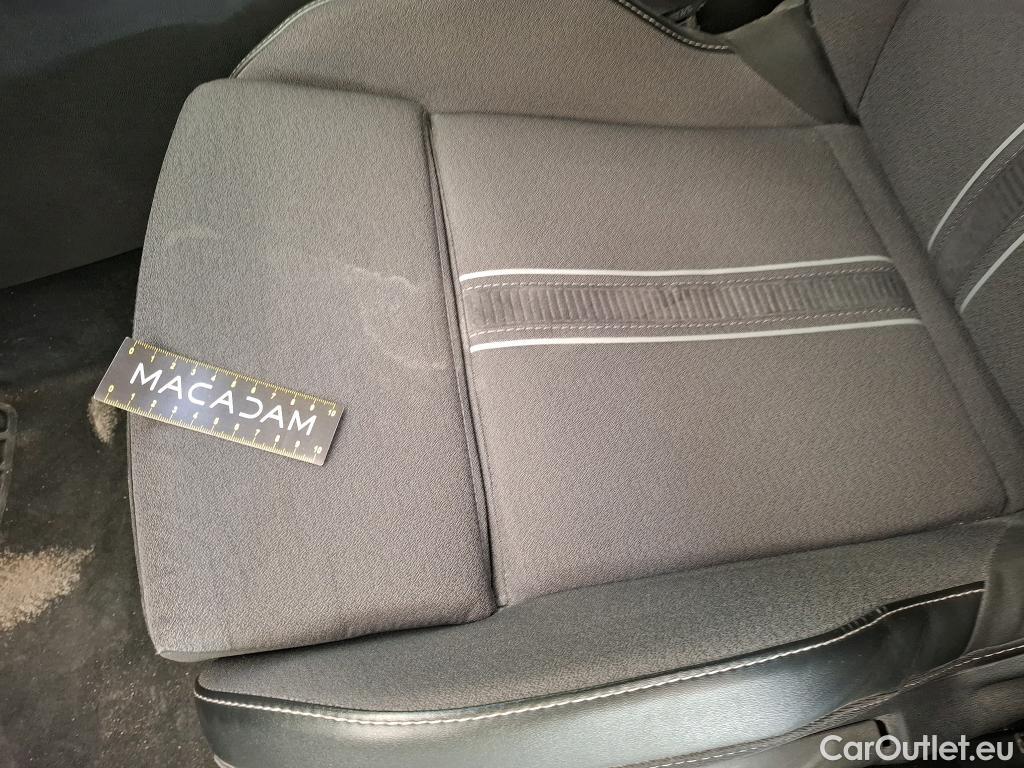  Opel  Astra  Berline 5-pt. GS 1.5 130CV BVA8 6E #18