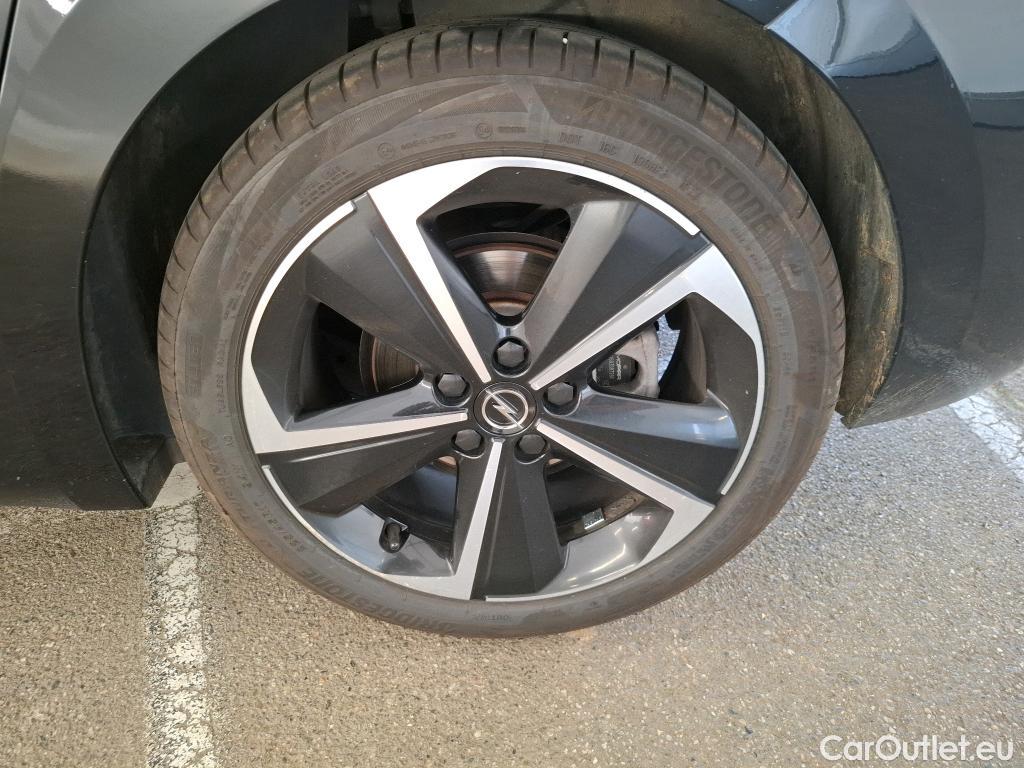  Opel  Astra  Berline 5-pt. Elegance Business 1.5 130CV BVA8 6E #51