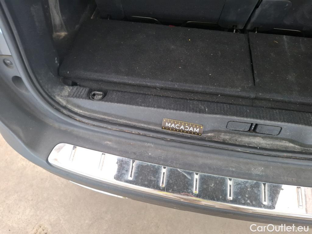  Peugeot  5008  GT 1.2 PureTech 130CV BVM6 7 Sieges E6d #18