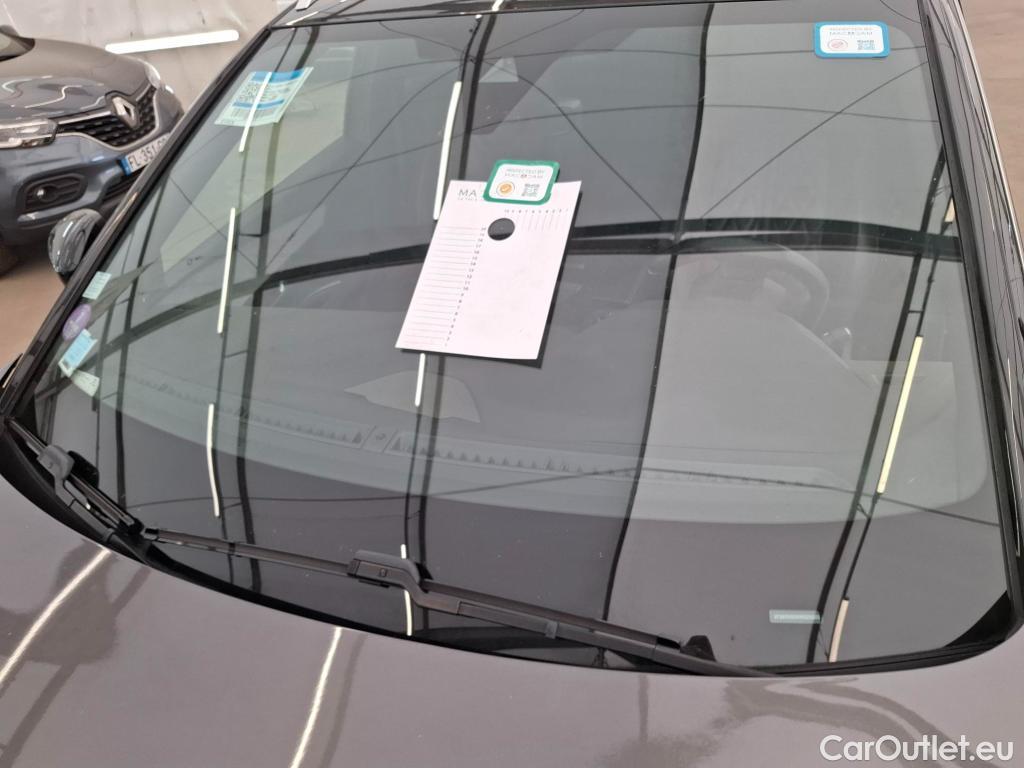  Peugeot  5008  GT 1.2 PureTech 130CV BVM6 7 Sieges E6d #34