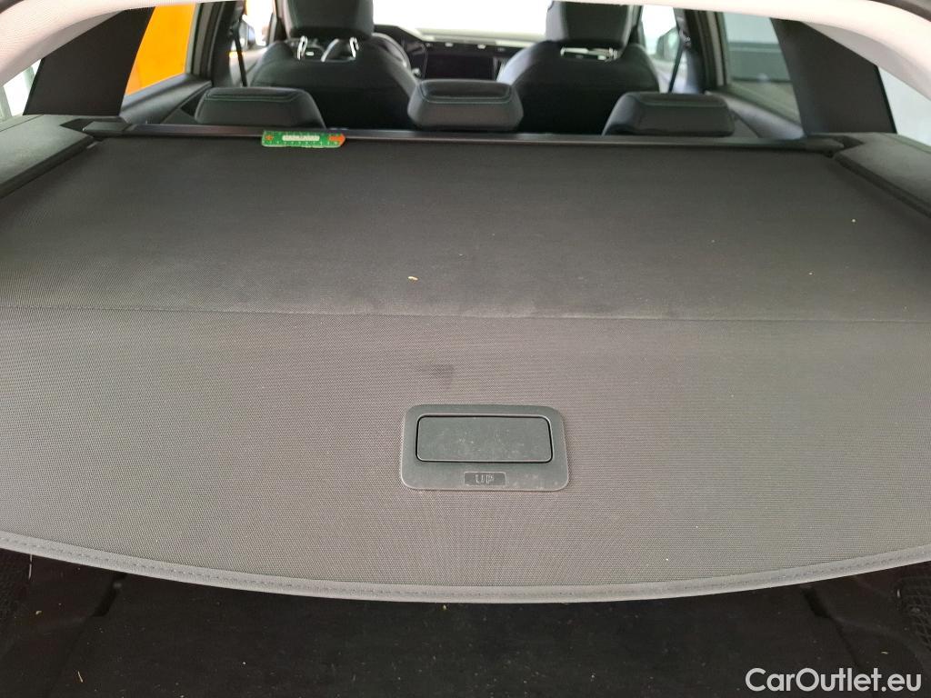  Peugeot  308  SW Allure Pack 1.5 HDi 130CV BVA8 E6d #53